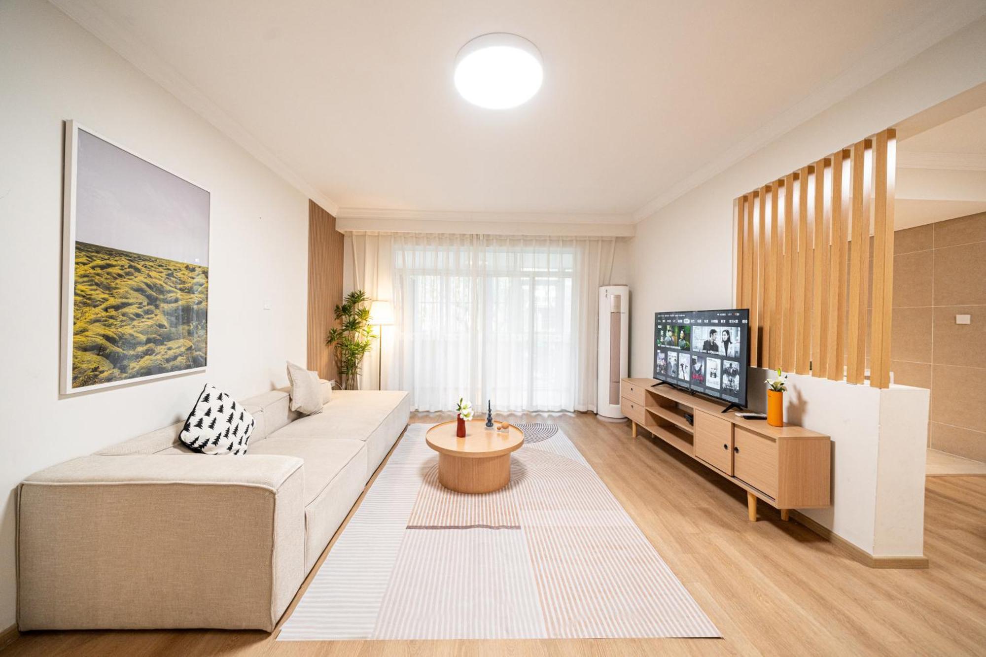 Apartment Hills & Linkinn Natural Wood 3-bedroom Duplex Near Sniec & Science Museum *