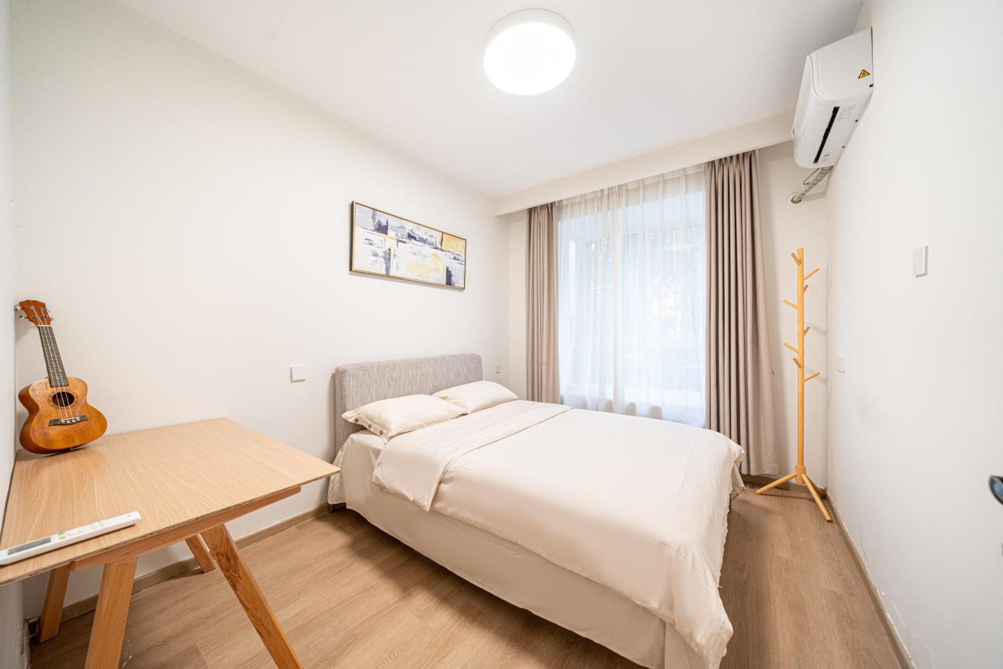 Hills & Linkinn Natural Wood 3-bedroom Duplex Near Sniec & Science Museum * Shanghai