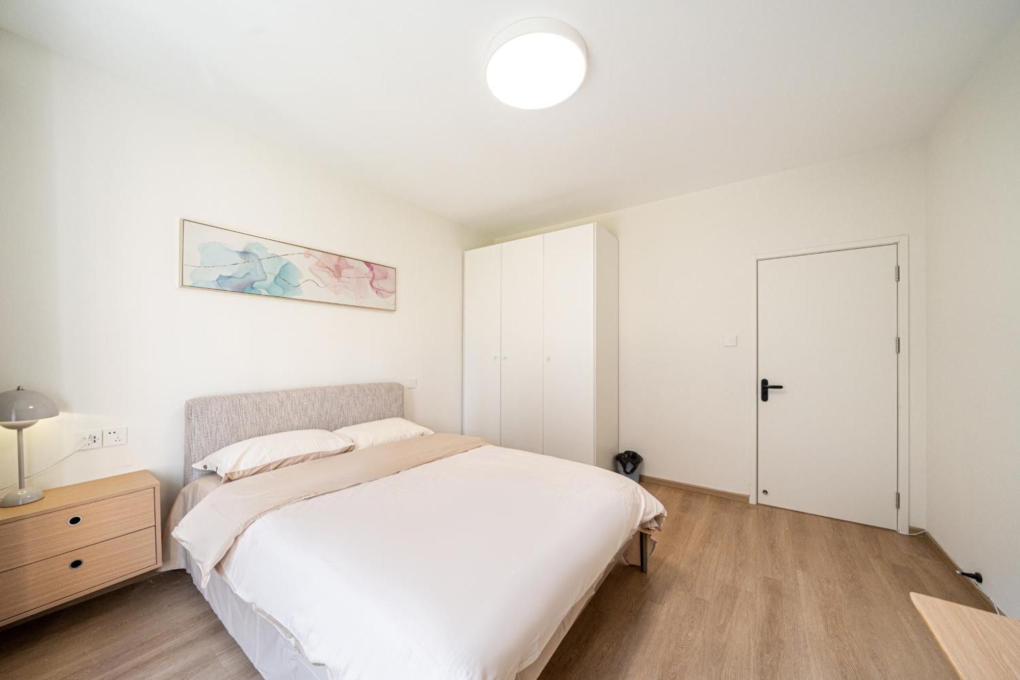Hills & Linkinn Natural Wood 3-bedroom Duplex Near Sniec & Science Museum *